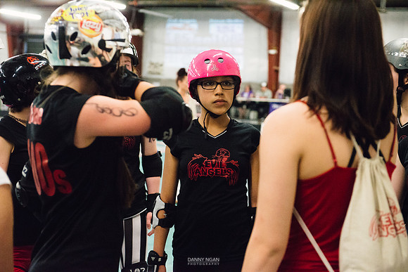 Evil Angels vs. Poison Skid'les.