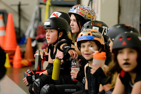 Evil Angels vs. Poison Skid'les.