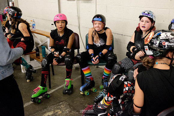 Evil Angels vs. Poison Skid'les.
