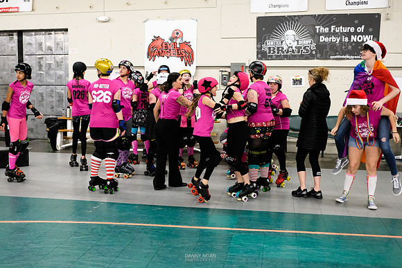 Evil Angels vs. Poison Skid'les.