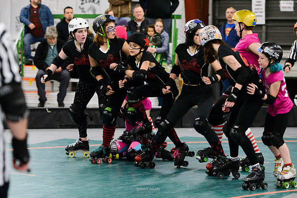 Evil Angels vs. Poison Skid'les.