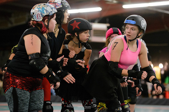 Evil Angels vs. Poison Skid'les.