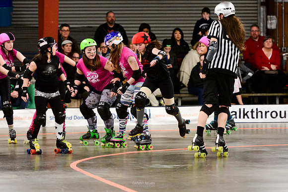 Evil Angels vs. Poison Skid'les.