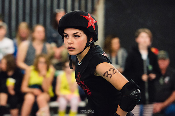 Evil Angels vs. Poison Skid'les.