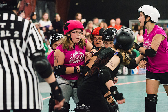 Evil Angels vs. Poison Skid'les.