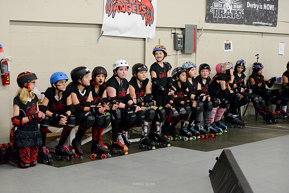 Evil Angels vs. Poison Skid'les.