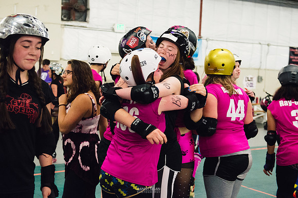 Evil Angels vs. Poison Skid'les.