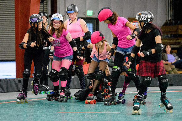 Evil Angels vs. Poison Skid'les.