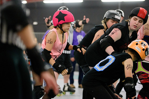 Evil Angels vs. Poison Skid'les.