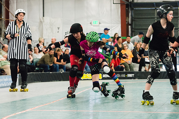 Evil Angels vs. Poison Skid'les.