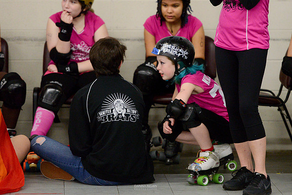 Evil Angels vs. Poison Skid'les.