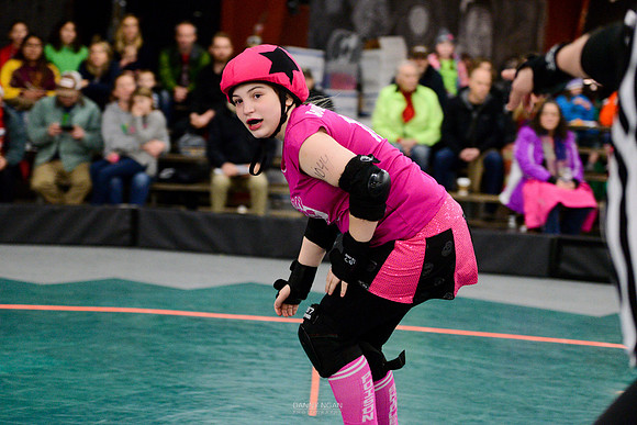 Evil Angels vs. Poison Skid'les.