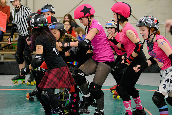 Evil Angels vs. Poison Skid'les.