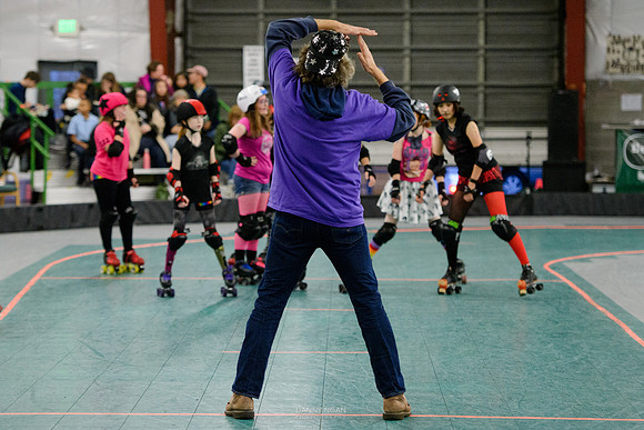 Evil Angels vs. Poison Skid'les.