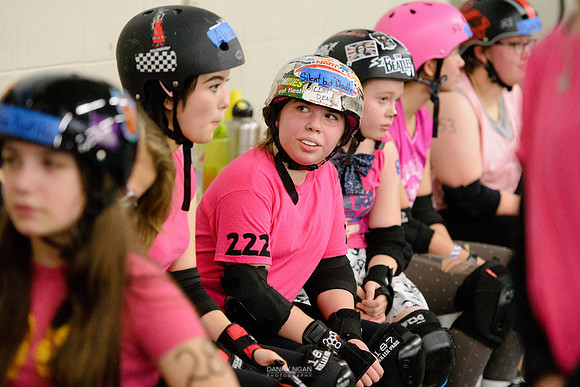 Evil Angels vs. Poison Skid'les.