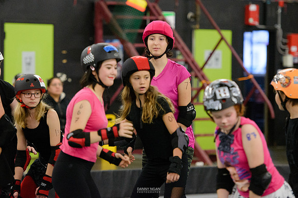 Evil Angels vs. Poison Skid'les.