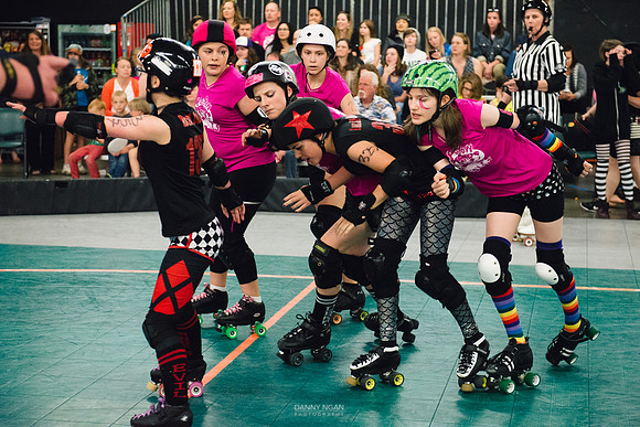 Evil Angels vs. Poison Skid'les.