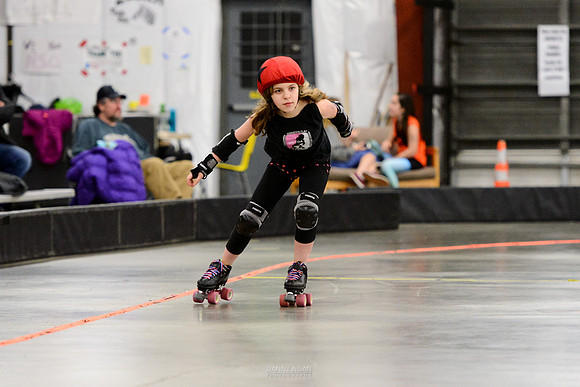 Evil Angels vs. Poison Skid'les.