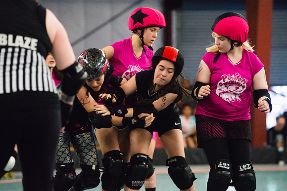 Evil Angels vs. Poison Skid'les.