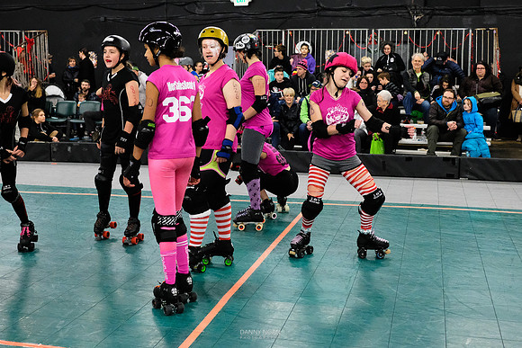 Evil Angels vs. Poison Skid'les.
