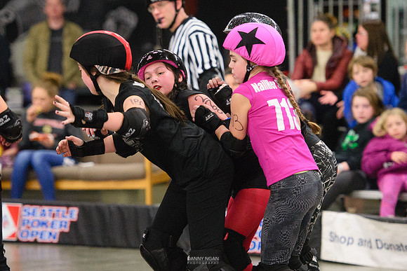 Evil Angels vs. Poison Skid'les