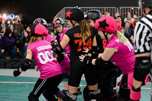 Evil Angels vs. Poison Skid'les.