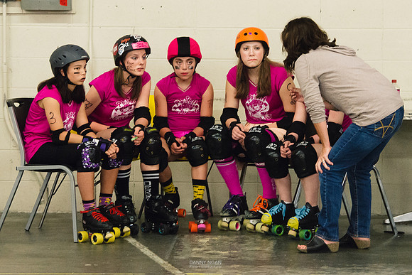 Evil Angels vs. Poison Skid'les.