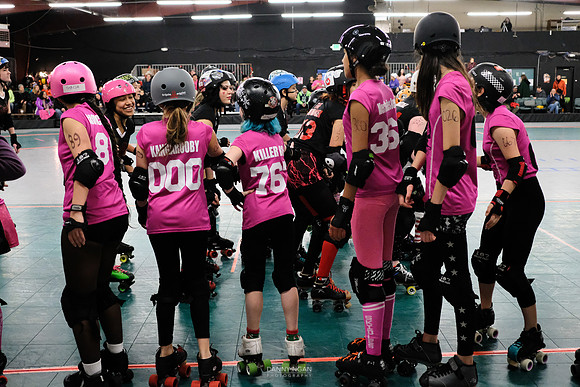Evil Angels vs. Poison Skid'les.
