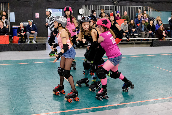 Evil Angels vs. Poison Skid'les.