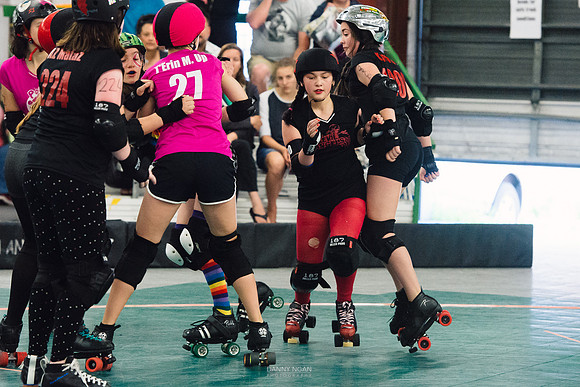 Evil Angels vs. Poison Skid'les.