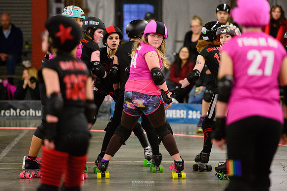 Evil Angels vs. Poison Skid'les