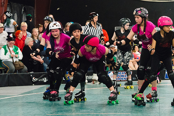 Evil Angels vs. Poison Skid'les.