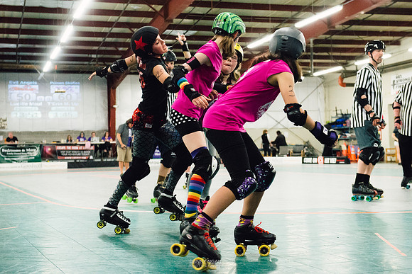 Evil Angels vs. Poison Skid'les.