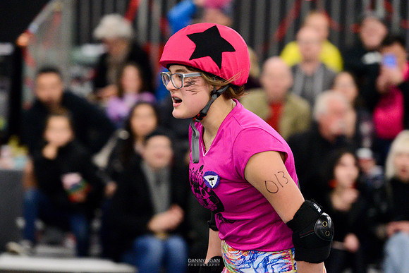 Evil Angels vs. Poison Skid'les.