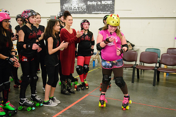 Evil Angels vs. Poison Skid'les