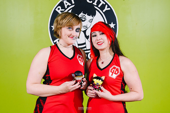 Dee-cap and Ponyo