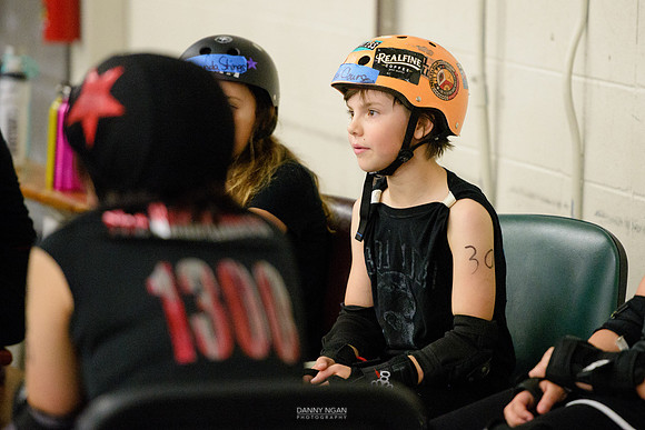 Evil Angels vs. Poison Skid'les.