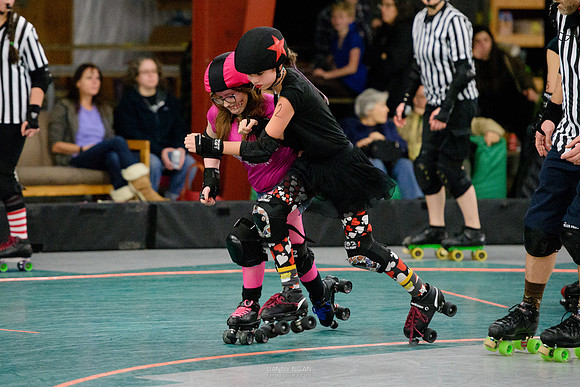 Evil Angels vs. Poison Skid'les.