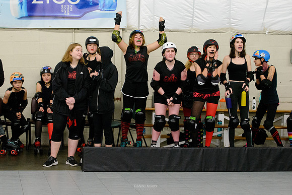 Evil Angels vs. Poison Skid'les.