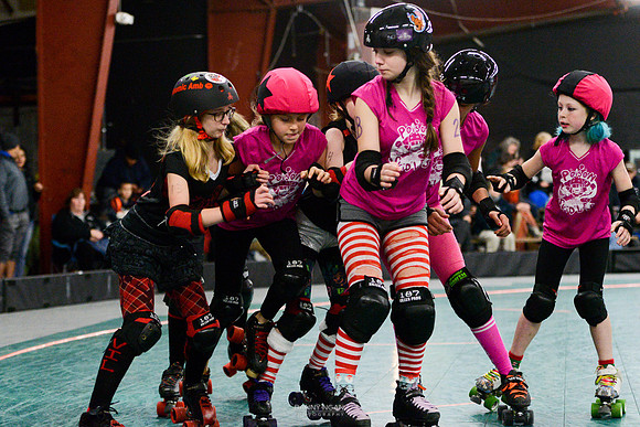 Evil Angels vs. Poison Skid'les.