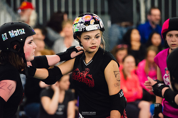 Evil Angels vs. Poison Skid'les.