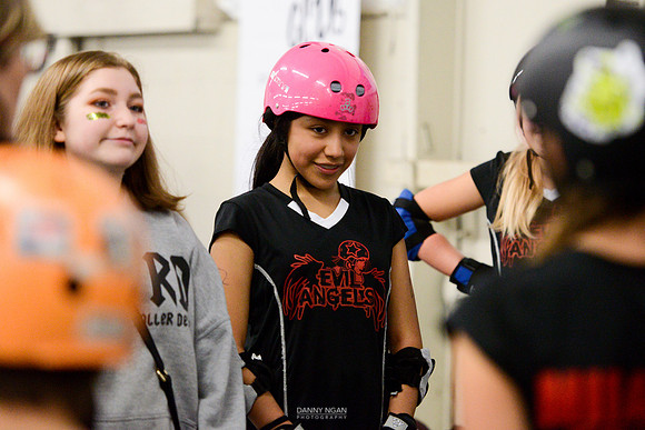 Evil Angels vs. Poison Skid'les.