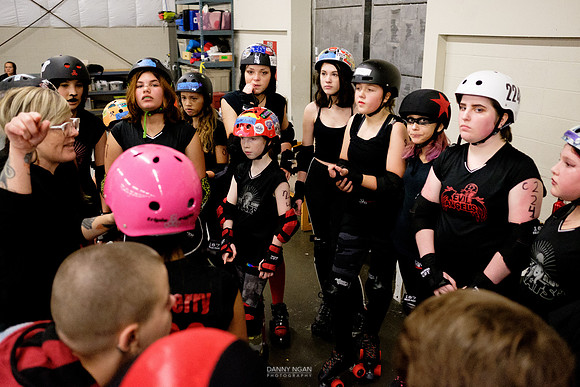 Evil Angels vs. Poison Skid'les.