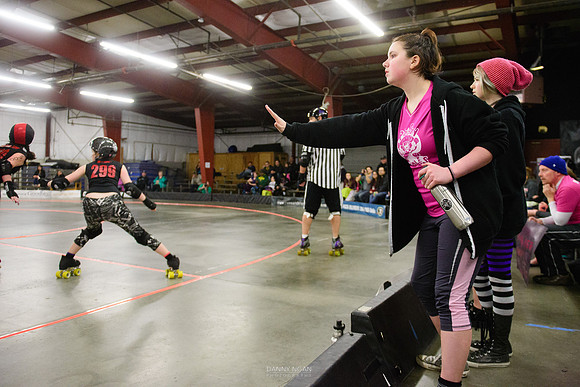 Evil Angels vs. Poison Skid'les