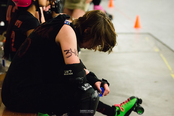 Evil Angels vs. Poison Skid'les.